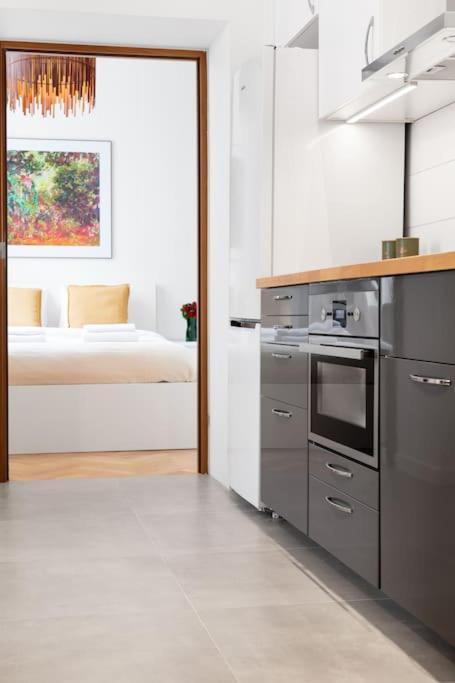 Househost Apt - Krowoderska 55 Kraków Zewnętrze zdjęcie